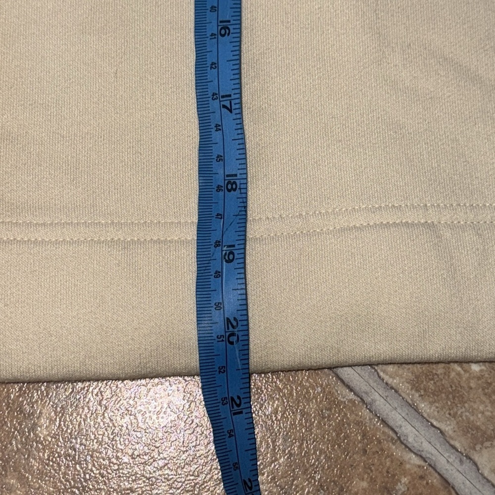 OLD NAVY KIDS/GIRLS LRG 10/12 Cream Sweatshirt with Red Heart Long Sleeve - Picture 7 of 10